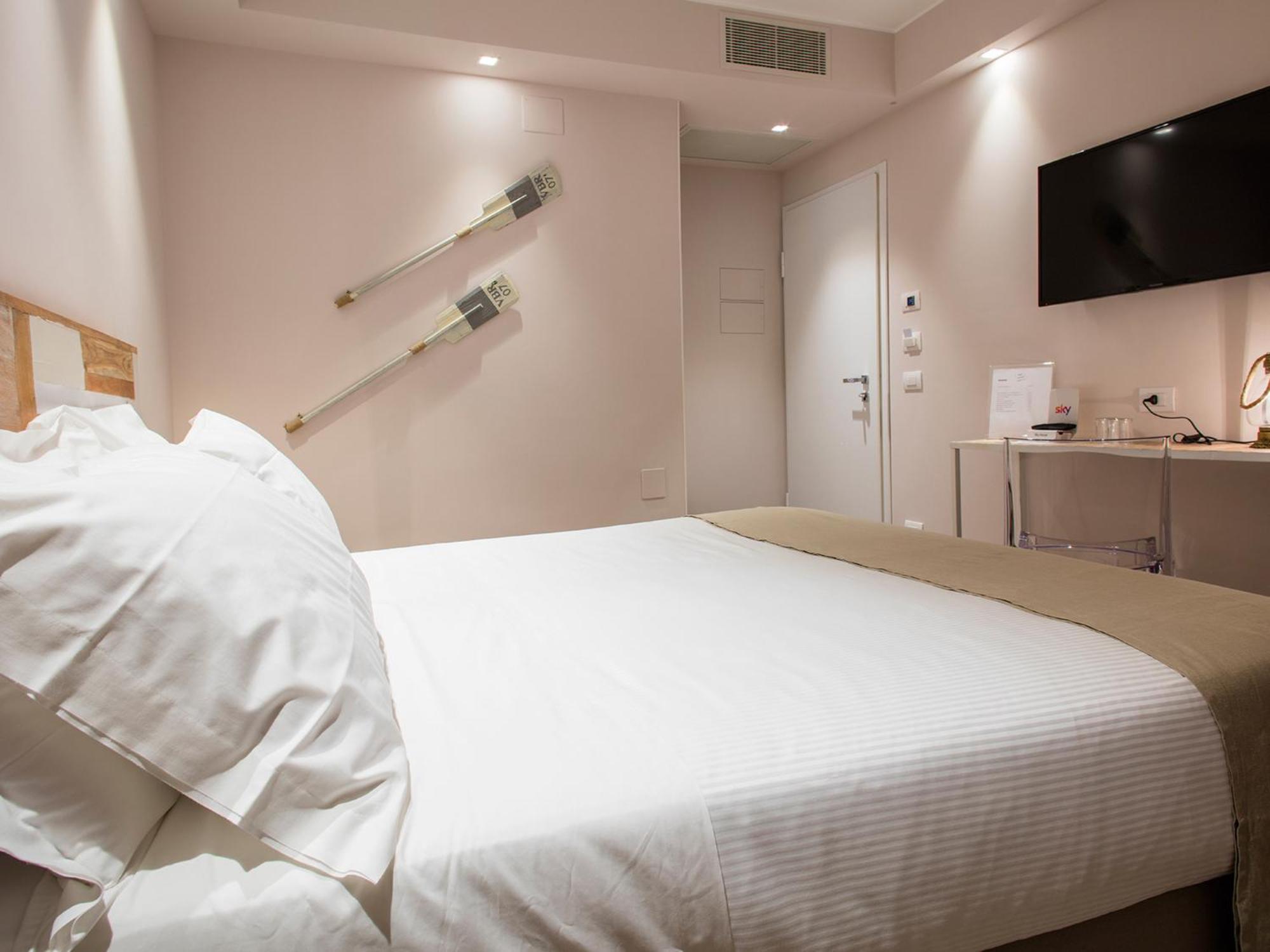 Mane Boutique Hotel Розето-дельи-Абруцци Номер фото